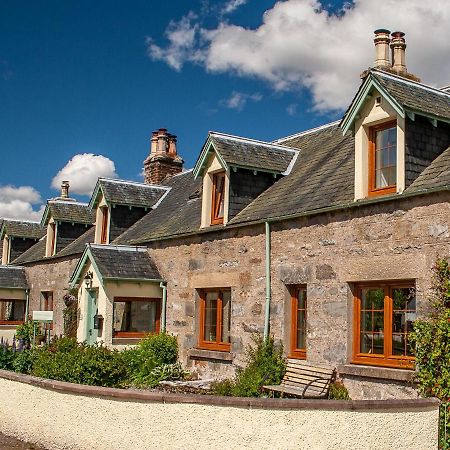 Rosemount Cottage Two - Highland Cottage Garve Eksteriør billede