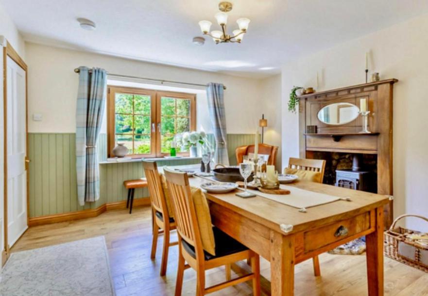 Rosemount Cottage Two - Highland Cottage Garve Eksteriør billede